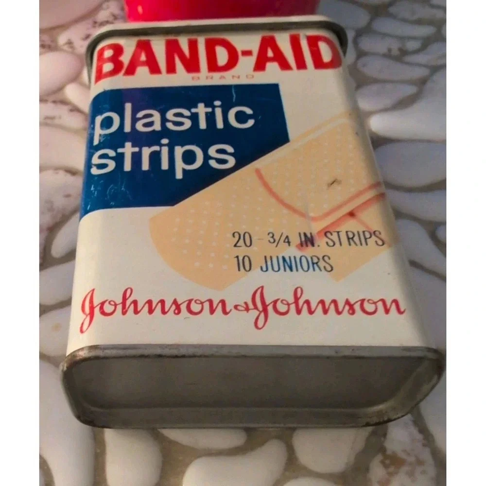 VTG Johnson & Johnson Band-Aid Metal Tin W/Original Plastic Strips included!